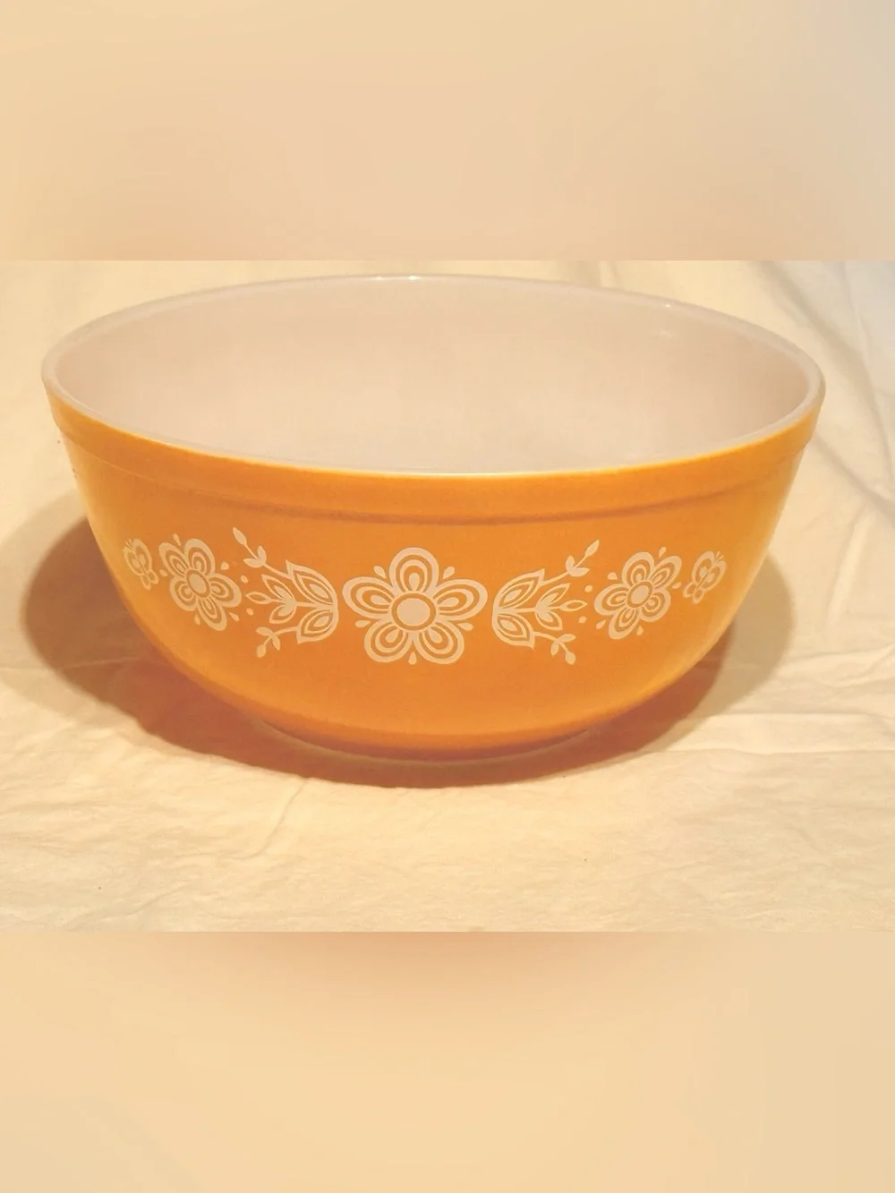 Vintage Pyrex Butterprint #401 Cinderella Mixing Bowl | Golden Yellow | USA